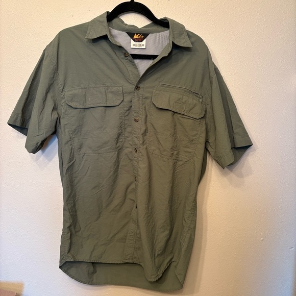 REI Other - Vintage REI Men’s Green Button Down Shirt Vented Fishing Shirt